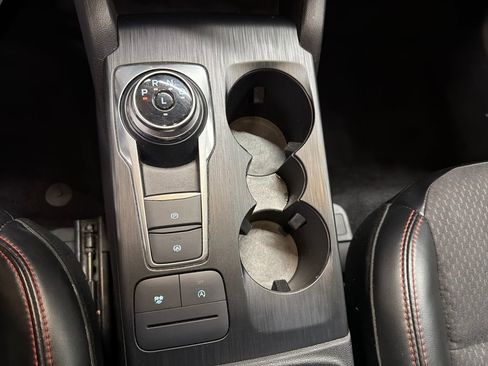 Used 2024 Ford Escape ST-Line AWD/4WD image 36