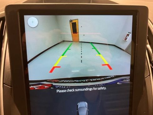 Used 2022 Ford Edge SEL image 27