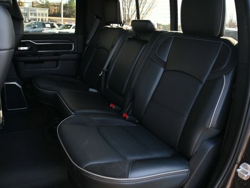 Used 2024 RAM 2500 Laramie w/ Sport Appearance Package image 11