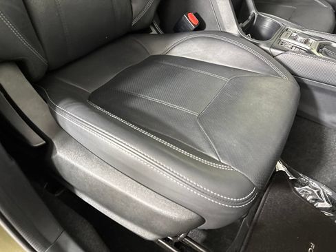 Used 2023 Subaru Forester Limited AWD/4WD image 32