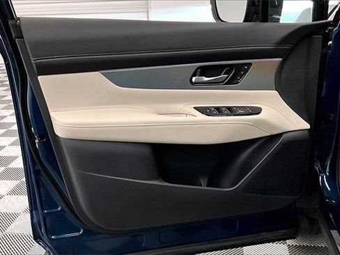 New 2025 Nissan Murano SL image 29