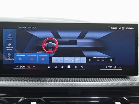 Used 2024 BMW XM AWD/4WD image 25