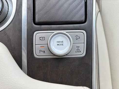 Used 2023 Genesis GV80 2.5T w/ Prestige Package image 21