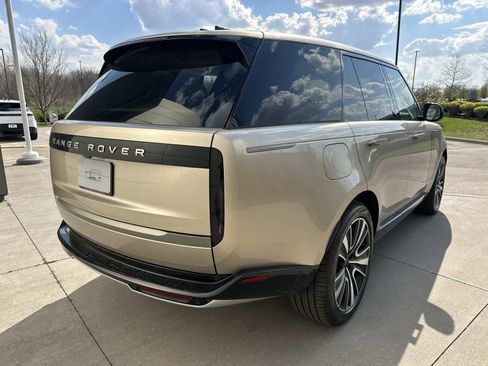 New 2026 Land Rover Range Rover SE AWD/4WD image 5