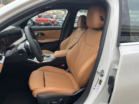 Certified 2025 BMW 330i Sedan image 14