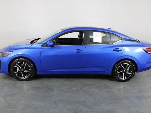 Certified 2025 Nissan Sentra SV image 12