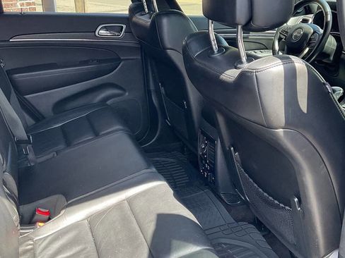 Used 2018 Jeep Grand Cherokee Limited AWD/4WD image 8