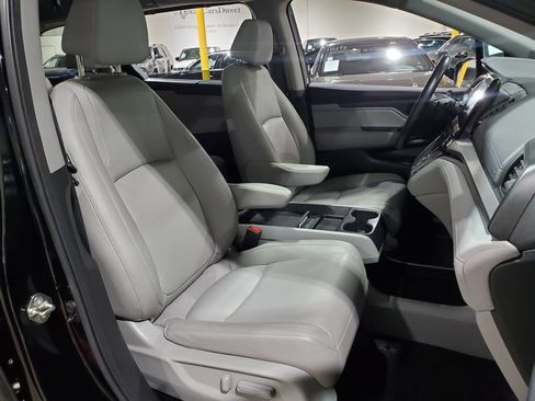 Used 2019 Honda Odyssey EX-L image 14