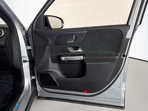 Certified 2024 Mercedes-Benz EQB 300 4MATIC image 25