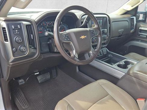 Used 2019 Chevrolet Silverado 2500 LTZ w/ Duramax Plus Package image 10