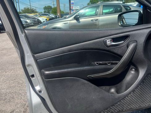 Used 2013 Dodge Dart Limited FWD image 9