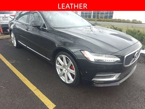 Used 2018 Volvo S90 T6 Inscription w/ Convenience Package image 3