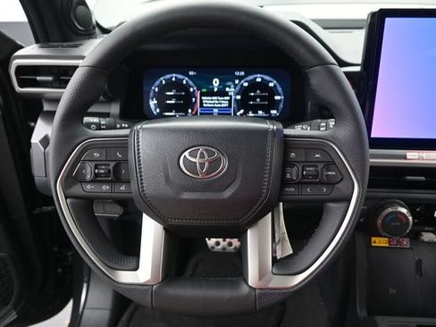 Used 2026 Toyota 4Runner TRD Sport Premium AWD/4WD image 5