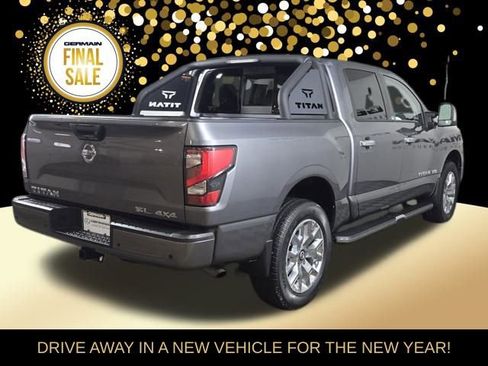 Used 2020 Nissan Titan SL w/ Moonroof Package image 6
