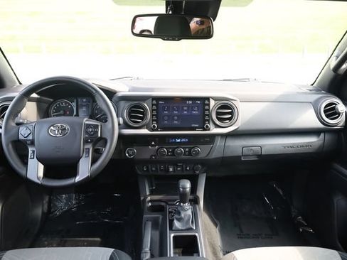 Used 2023 Toyota Tacoma TRD Sport w/ Technology Package RWD image 12