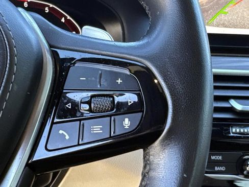 Certified 2022 BMW 530i 530i w/ Executive Package image 29