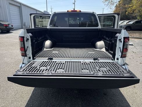New 2026 Nissan Frontier SV AWD/4WD image 12