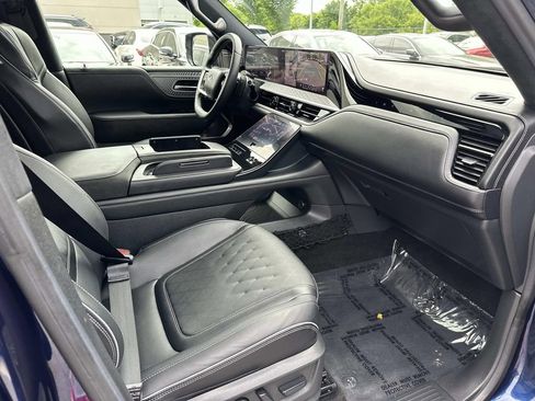 Certified 2025 INFINITI QX80 Autograph w/ Autograph Exterior Package AWD/4WD image 41