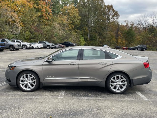 Used 2017 Chevrolet Impala Premier w/ Enhanced Convenience Package FWD image 7
