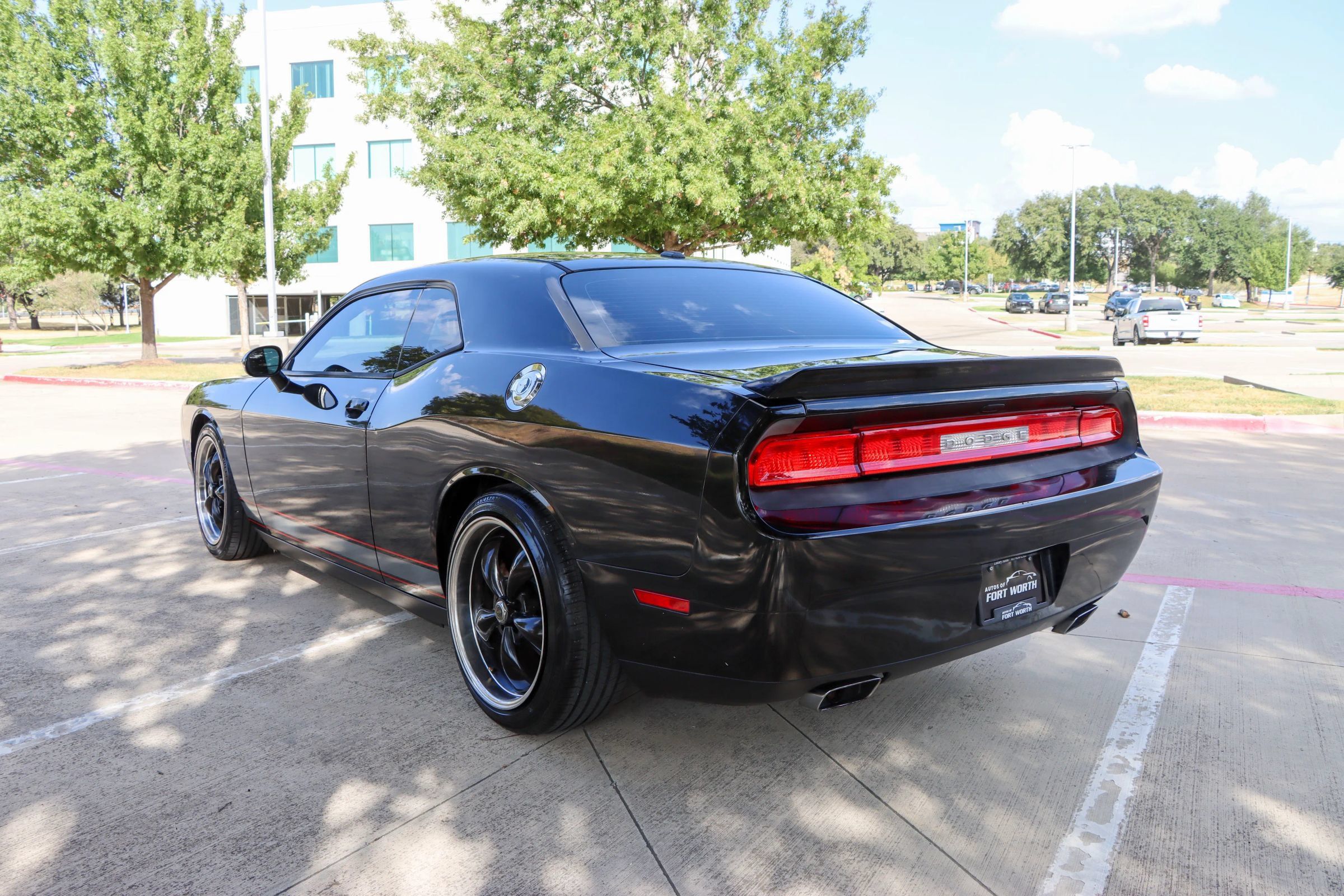 Used 2013 Dodge Challenger SXT w/ Sound Group RWD image 5