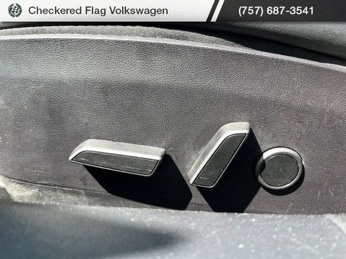 Used 2021 Tesla Model 3 Standard Range Plus RWD image 19