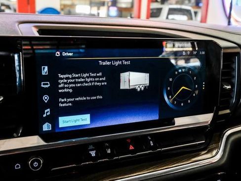 Used 2024 Chevrolet Silverado 2500 LT w/ Convenience Package image 25