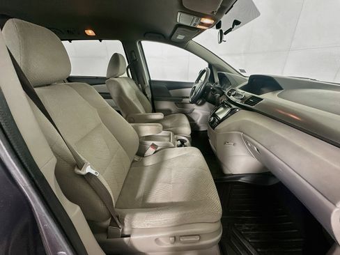 Used 2016 Honda Odyssey EX image 28