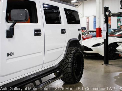 Used 2005 HUMMER H2 Base 4WD 4dr SUV w/ Preferred Equipment Group image 21