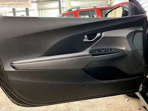 Used 2019 Hyundai Veloster 2.0 image 20