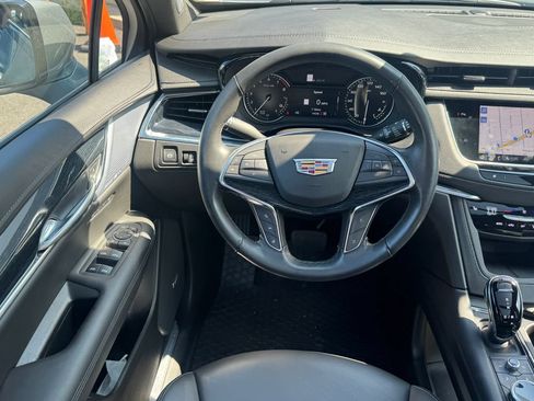 Used 2024 Cadillac XT5 Premium Luxury AWD/4WD image 14