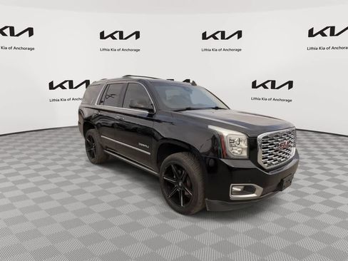 Used 2019 GMC Yukon Denali AWD/4WD image 4