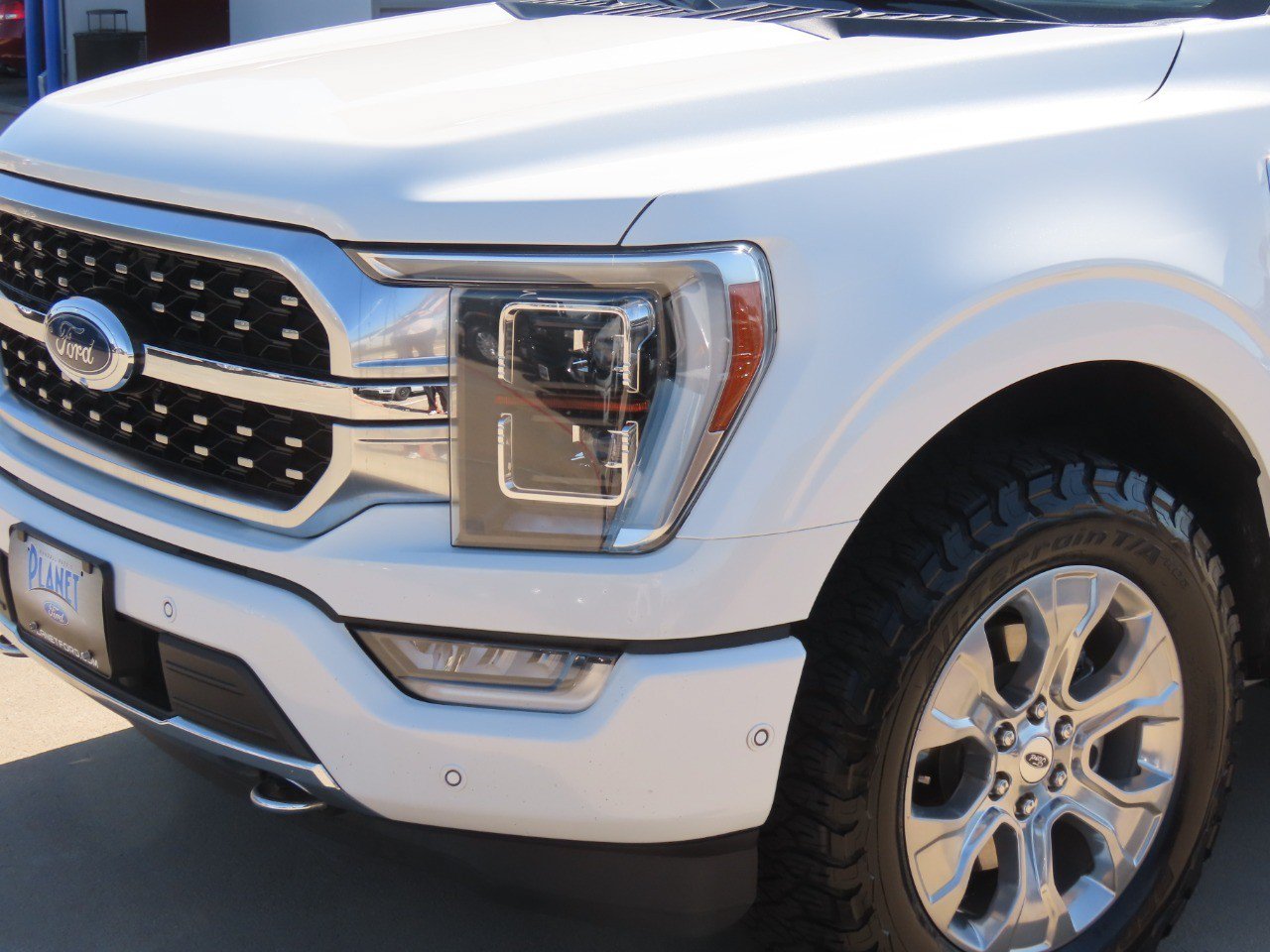 Used 2023 Ford F150 Platinum w/ Equipment Group 701A High AWD/4WD image 3