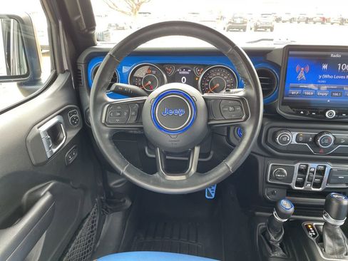 Used 2018 Jeep Wrangler Unlimited Sport S image 12
