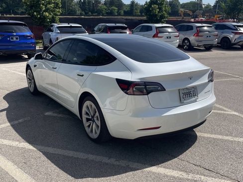 Used 2021 Tesla Model 3 Long Range AWD/4WD image 4