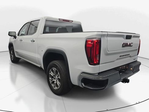 Used 2025 GMC Sierra 1500 SLT RWD image 8