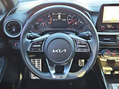 Used 2023 Kia Forte GT-Line w/ GT-Line Premium Package image 24