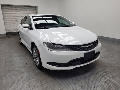 Used 2015 Chrysler 200 S image 13