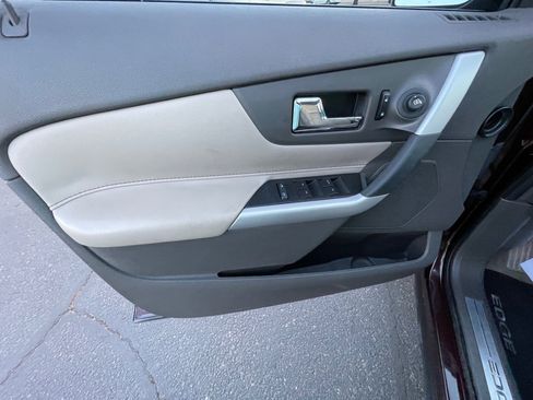 Used 2011 Ford Edge Limited w/ 302A Rapid Spec Order Code FWD image 14