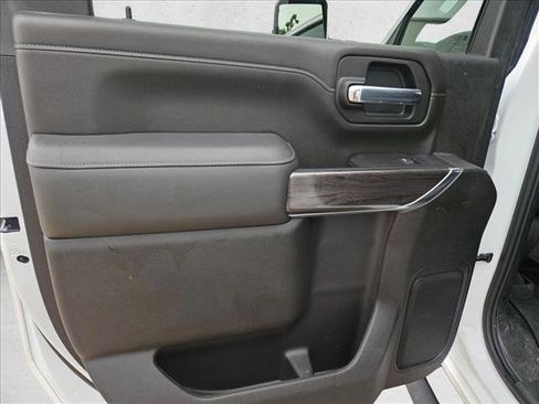 Used 2022 Chevrolet Silverado 3500 LTZ AWD/4WD image 12