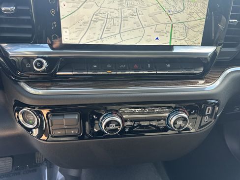 New 2026 GMC Sierra 1500 Elevation AWD/4WD image 16