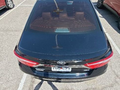 Used 2016 Toyota Camry XSE w/ Moonroof Package FWD image 10
