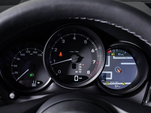 New 2026 Porsche Macan image 21