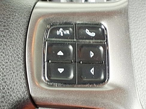Used 2024 RAM 1500 Classic SLT AWD/4WD image 20