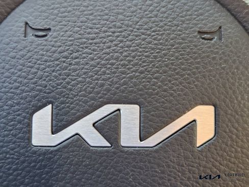 Certified 2024 Kia Seltos EX FWD image 28