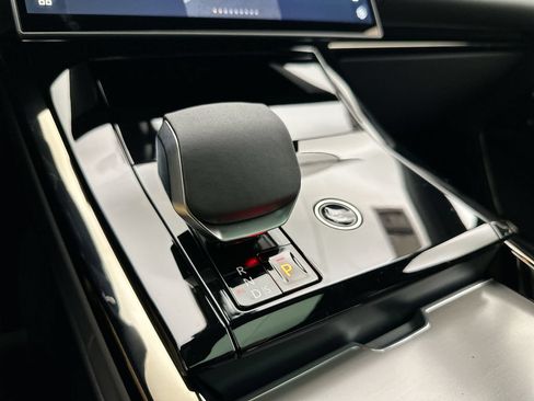 New 2027 Land Rover Range Rover Sport SE AWD/4WD image 12