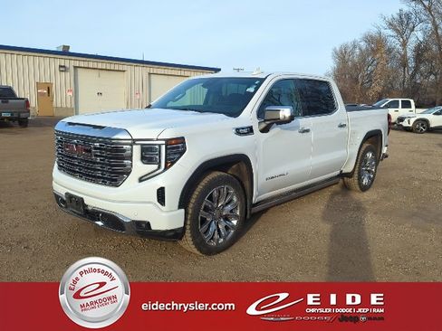 Used 2024 GMC Sierra 1500 Denali w/ Denali Reserve Package image 1