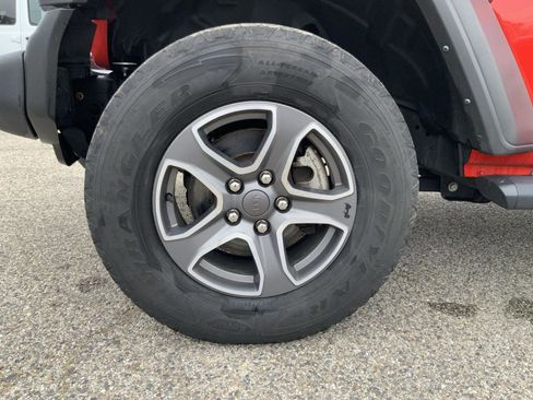 Used 2022 Jeep Wrangler Unlimited Sport image 17