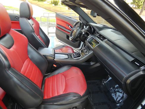 Used 2018 Land Rover Range Rover Evoque HSE Dynamic image 25