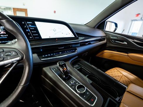 Used 2021 Cadillac Escalade Sport w/ Driver Assist Tech Package image 45