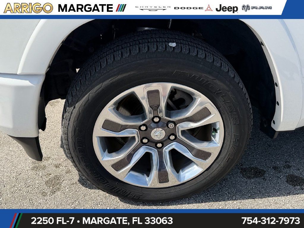 Used 2023 RAM 1500 Limited w/ Body Color Bumper Group RWD image 18